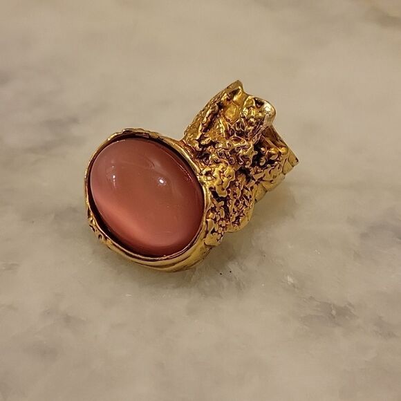 NWT Yves Saint Laurent Sz 4 RARE Pink YSL Arty Cabochon Statement 24KT Gold Ring - Picture 5 of 16